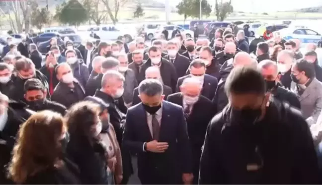 Bakan Pakdemirli 'Aşı' müjdesini Manisa'dan verdi