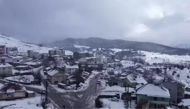 (DRONE) Yedisu'da kar yağışı etkisini sürdürüyor