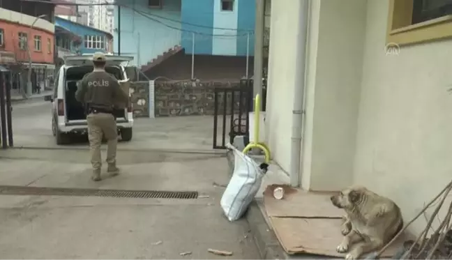 Polis okul okul gezerek öğrencilere doğa ve hayvan sevgisi aşılıyor