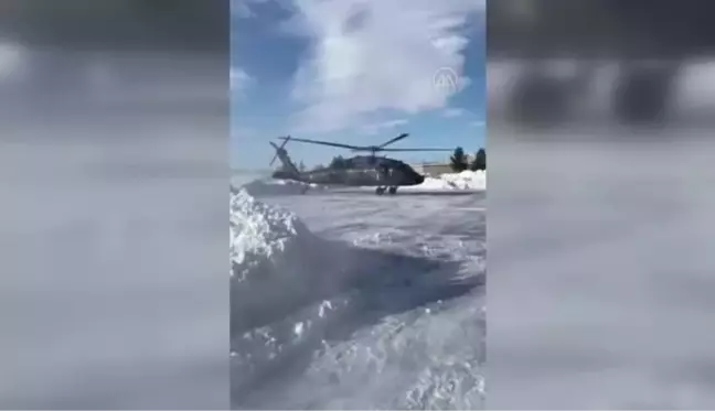 Son dakika haberleri: DİYARBAKIR - Askeri helikopter iki hasta için havalandı