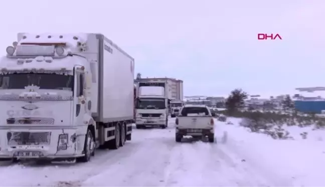 GAZİANTEP'TE, KAR YAĞIŞINDA SAĞLIK SORUNU YAŞAYAN HERKESE ULAŞILDI - YENİDEN