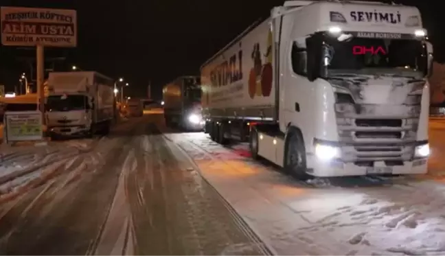 SANDIKLI'DA SÜRÜCÜLERE VE YOLCULARA ÇORBA İKRAMI