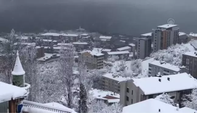 ZONGULDAK - Kar yağışı hayatı olumsuz etkiliyor