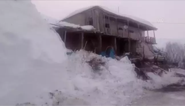 KAHRAMANMARAŞ - Çığ tehlikesi nedeniyle 10 ev boşaltıldı