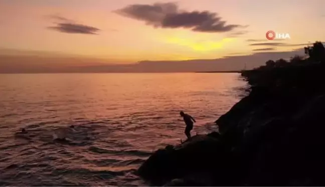 Karadeniz'de şubat ayında donduran deniz keyfi