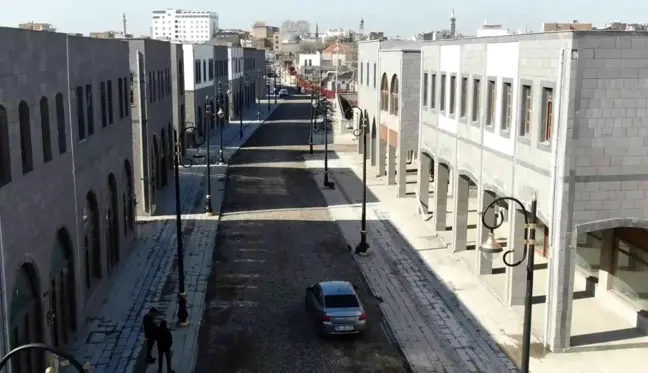 Diyarbakır'da Yenikapı Açık Hava Yaşam ve Kültür Merkezi'nde 52 dükkan kiralamaya sunuldu