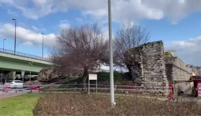 Tarihi surdan kopan parça yola düştü