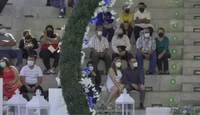 El Salvador'da Sevgililer Gününde toplu nikah töreni