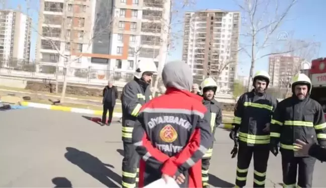 Son dakika haber | Diyarbakır Büyükşehir Belediyesi bölgedeki itfaiyecilere eğitim veriyor