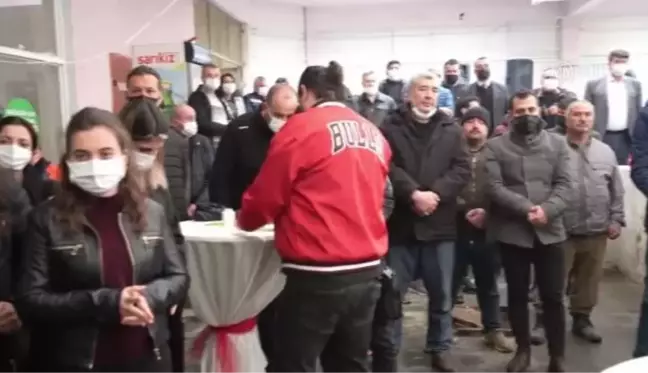 AK Parti'li Nasır, Kiraz'da spor kulübü binası açtı