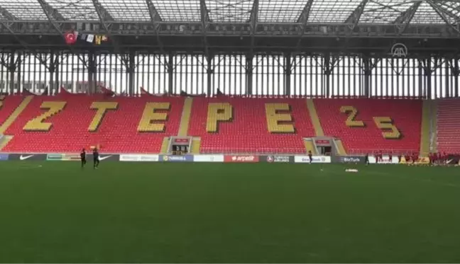 A Milli Kadın Futbol Takımı, Sırbistan maçı öncesinde son çalışmasını yaptı