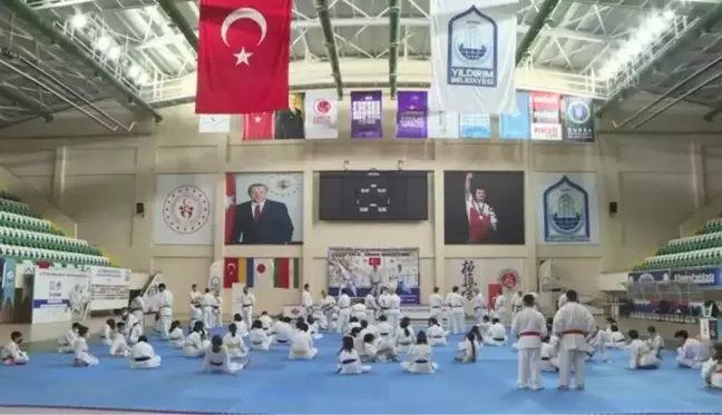 Yıldırımlı çocuklar modern tesislerde sporla büyüyor