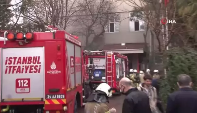 Üsküdar'da Marmara Üniversitesi'nde yangın paniği