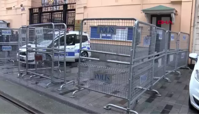 RUSYA BAŞKONSOLOSLUĞU ÖNÜNDE PROTESTO