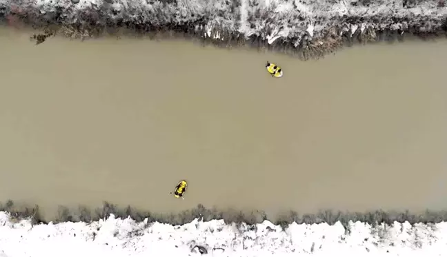 Karasu Nehri'nde kaybolan Yağmur için Murat Nehri'nde de çalışma başlatıldı