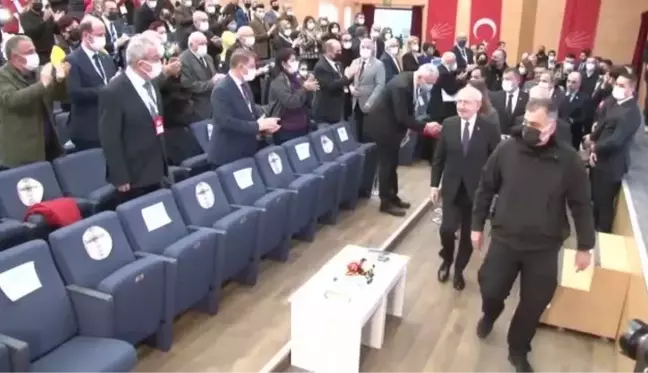 Kılıçdaroğlu, partisinin sağlık çalıştayında konuştu