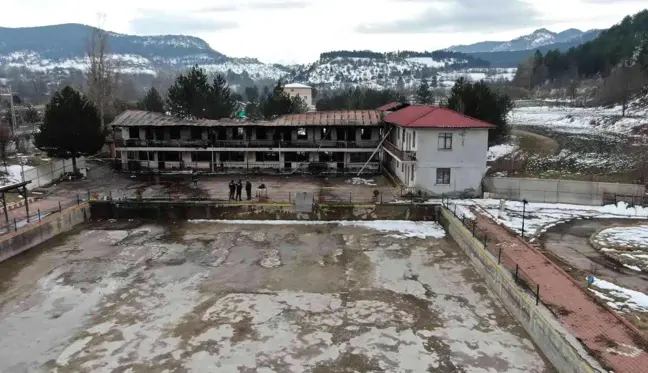 Son dakika... 11 öğrencinin kaldığı tesiste gece vakti korkutan yangın