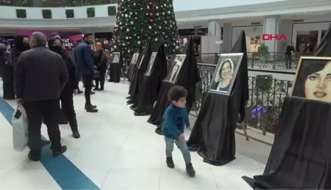 HAYRANI OLDUĞU TÜRKAN ŞORAY'IN YAĞLIBOYA PORTRELERİNİ YAPTI