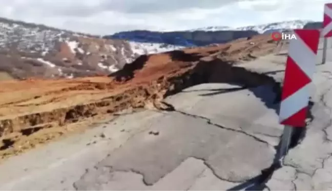 Tunceli'de yağış nedeniyle yol çöktü