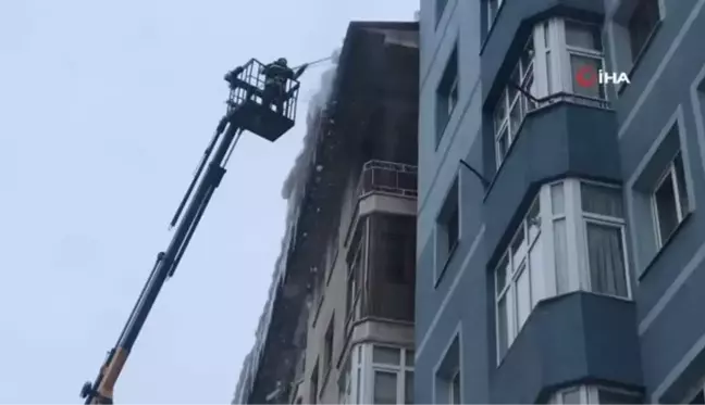 Erzurum'da buz kırma timleri iş başında