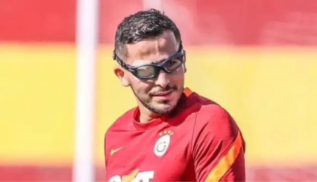 Omar neden gözlük takıyor? Omar Elabdellaoui'nin gözüne ne oldu?