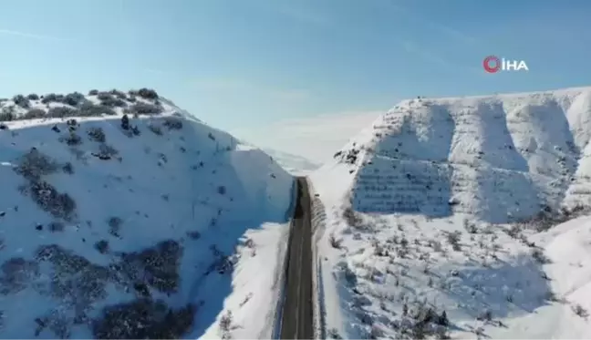 Erzincan'da kar ve tipiden kapanan 30 köy yolu ulaşıma açılıyor