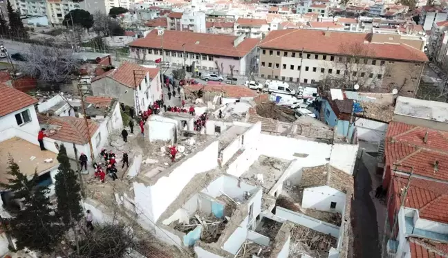 Manisa'da deprem tatbikatı gerçeği aratmadı