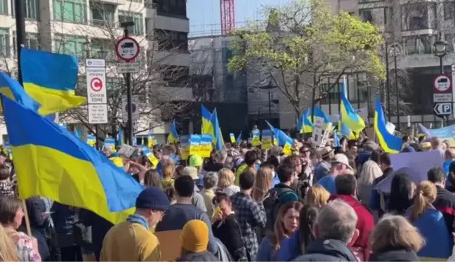 Zelenskiy'nin çağrısının ardından Londra'da 