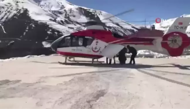 Son dakika! Bahçesaray'da rahatsızlanan hasta helikopterle hastaneye ulaştırıldı