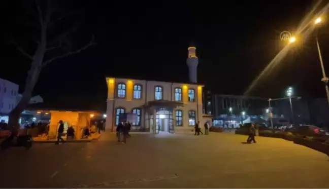 Ramazanın ilk teravih namazı kılındı
