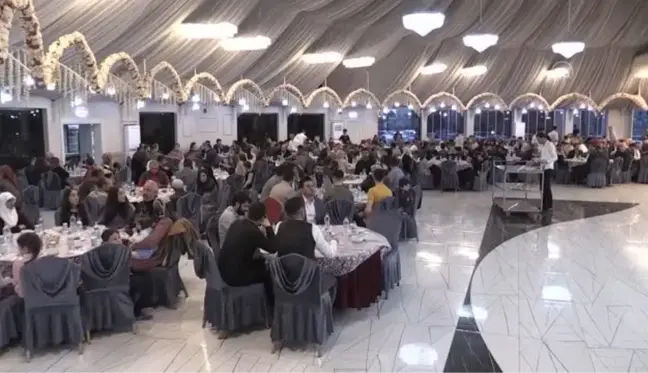 Son dakika haberi! Kızıltepe Kaymakamı Çam, şehit aileleri ve gazilerle iftarda bir araya geldi