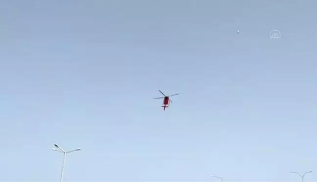 Ambulans helikopter kalp krizi geçiren hasta için havalandı