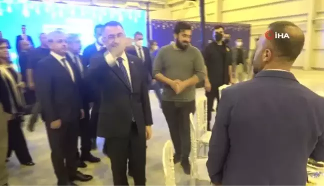 Fuat Oktay, mobilya üretim işçileri ile bir araya geldi