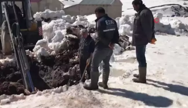 Ulaşım sağlanamayan mahalledeki su sıkıntısı 2 ay sonra giderildi