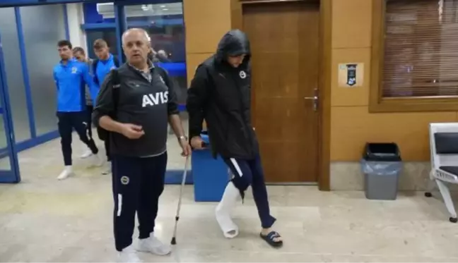 SPOR Crespo, koltuk değnekleriyle havalimanına geldi