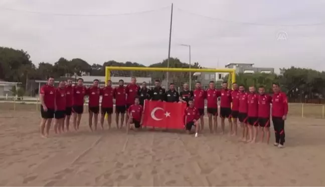 Plaj Futbolu Milli Takımı kampa girdi