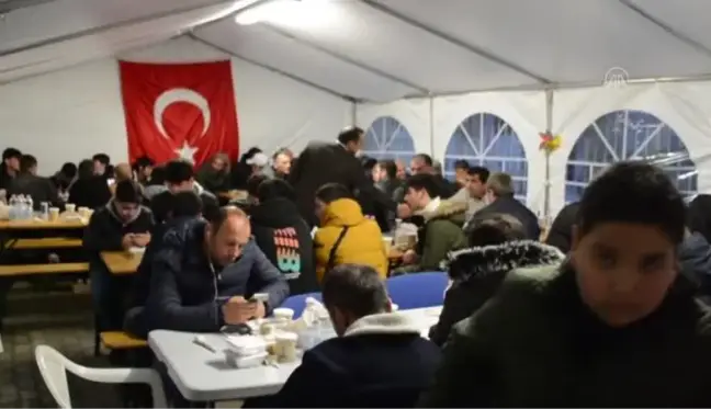 İtalya'daki Türkler DİTİB İtalya'nın iftarında bir araya geldi