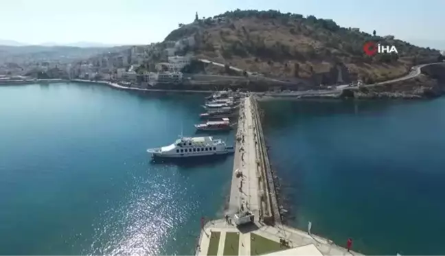 Kuşadası'nda bayram öncesi rezervasyon doluluk oranı yüzde 80'e ulaştı