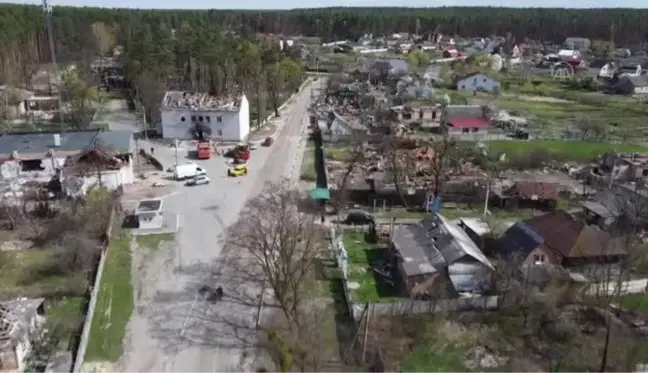 Ukrayna'nın Moşçun köyü sakinleri Rusların yaptığı yıkımı dünyanın görmesini istiyor