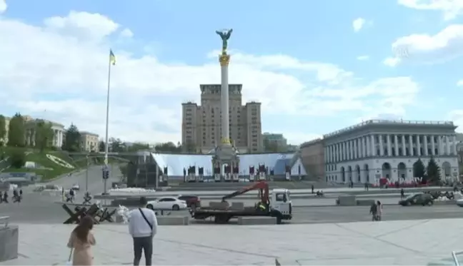 Ukrayna'nın başkenti Kiev eski hareketli günlerine dönmeye başladı