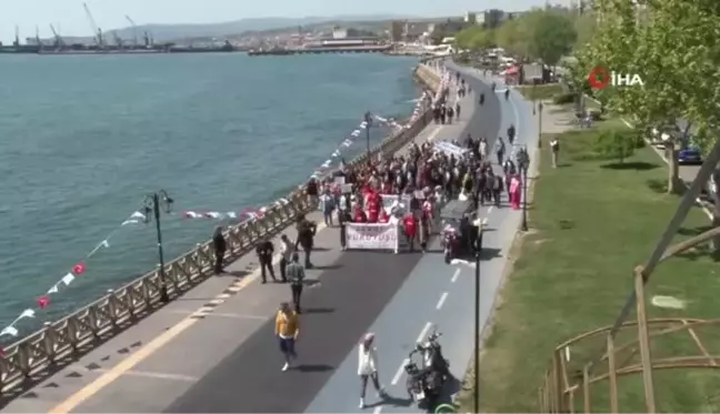 Tekirdağ'da engellilerden 'Sevgi yürüyüşü'