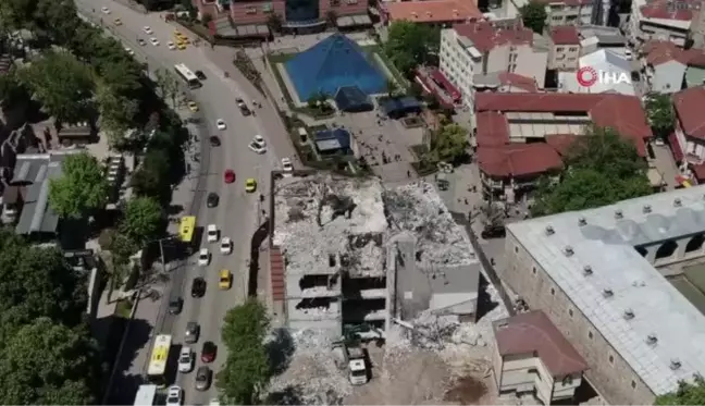 Bursa'da göçük plaza… Mağazada yaşanan göçük için ihmaller zinciri iddiası