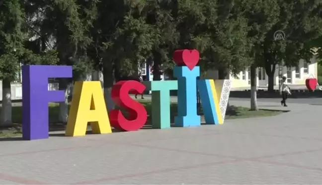 Ukrayna'nın Fastiv kenti, tehlikeli bölgelerden ayrılan siviller için sığınak oldu