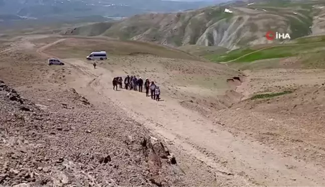 Özalp'ın doğa güzellikleri hayran bırakıyor