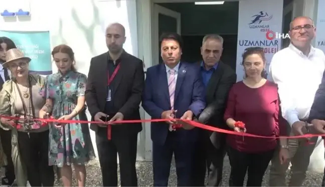 Yalova'da Müzeler Haftası etkinlikleri resim sergisiyle başladı