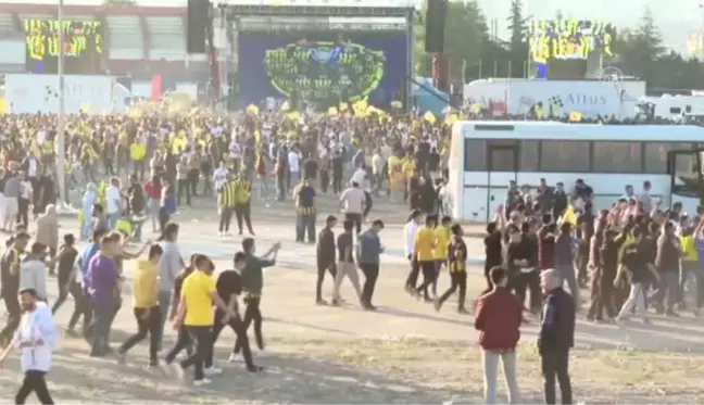 MKE Ankaragücü şampiyonluğunu kutluyor (4)