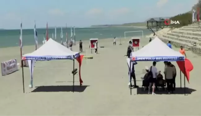Van'da 'Univivor' yarışmasıyla gençler doyasıya eğlendi