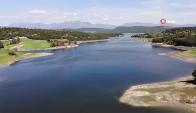 Barajlardaki korkutan kuraklığın yerini masmavi sular aldı