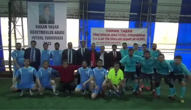 Tatvan'da vefat eden öğretmenin anısına futbol turnuvası düzenlendi