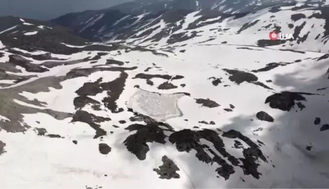 Uludağ'ın zirvesindeki buzul göllerinden görsel şölen